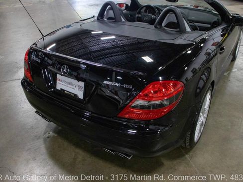 Used 2005 Mercedes-Benz SLK 55 AMG image 16