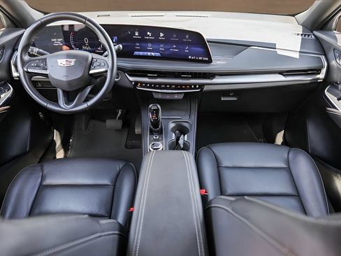 Certified 2025 Cadillac XT4 Premium Luxury FWD image 23