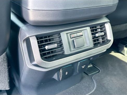 Certified 2025 Ford F150 Platinum w/ Equipment Group 702A High AWD/4WD image 25