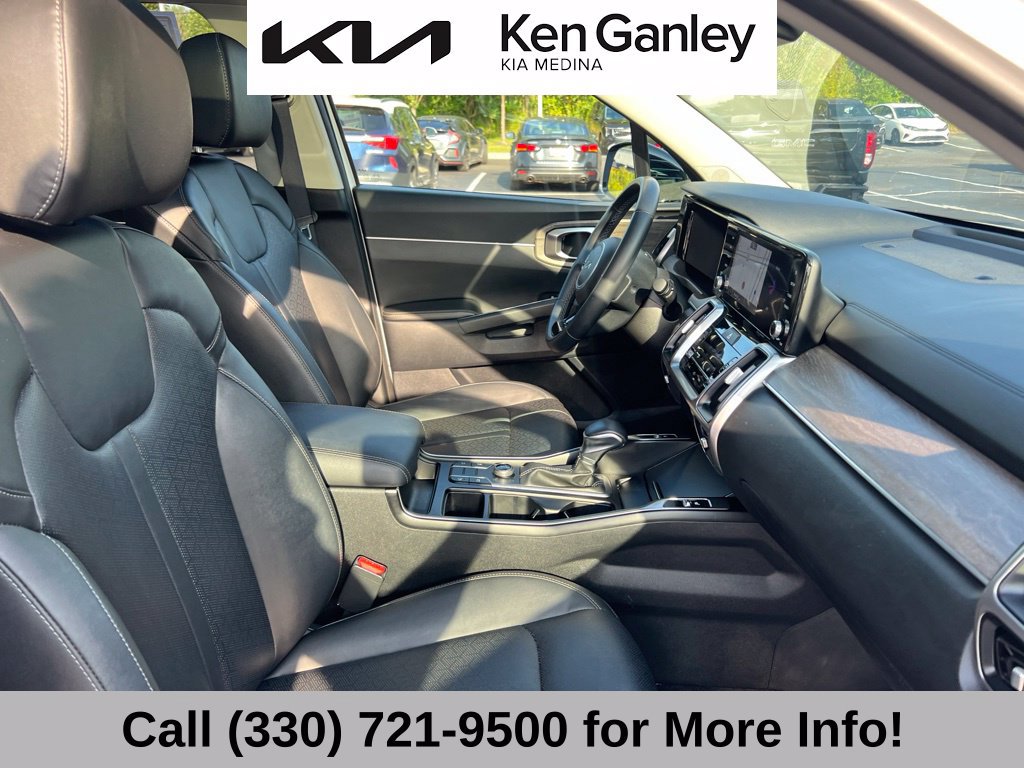 Certified 2023 Kia Sorento S w/ Panoramic Sunroof Package AWD/4WD image 59