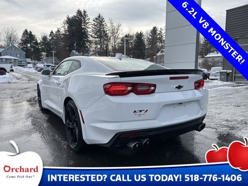 Used 2021 Chevrolet Camaro LT w/ Technology Package image 7