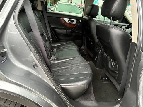 Used 2014 INFINITI QX70 AWD w/ Premium Package image 10