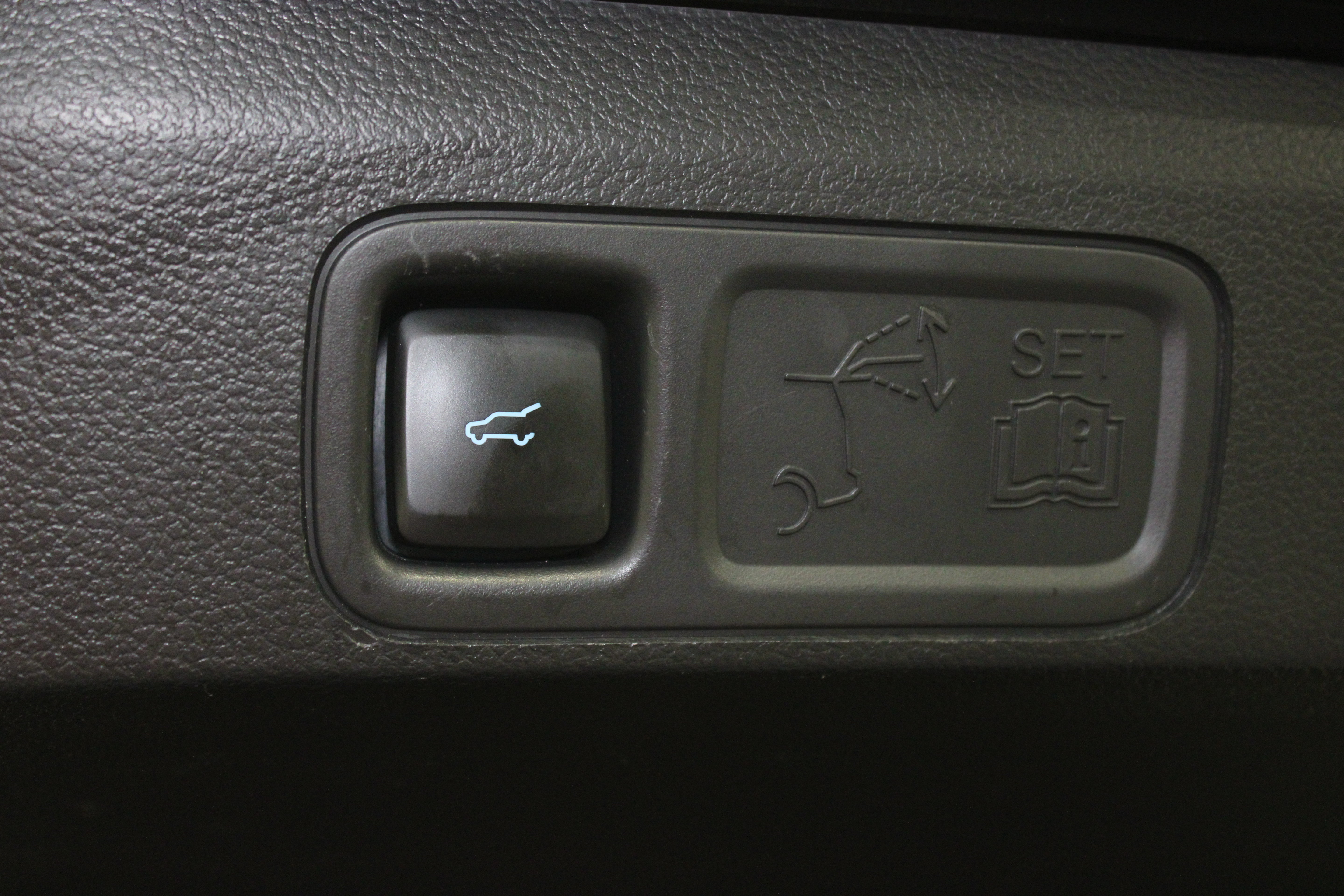 Used 2024 Ford Expedition Max XLT AWD/4WD image 14