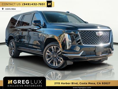 Used 2025 Cadillac Escalade ESV Premium Luxury