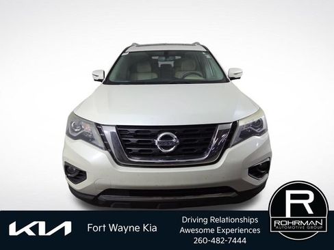 Used 2018 Nissan Pathfinder SL w/ SL Premium Package AWD/4WD image 3