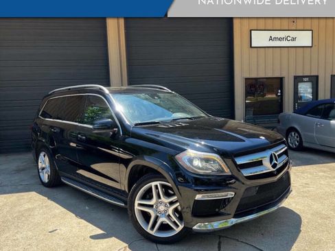 Used 2014 Mercedes-Benz GL 550 4MATIC image 2
