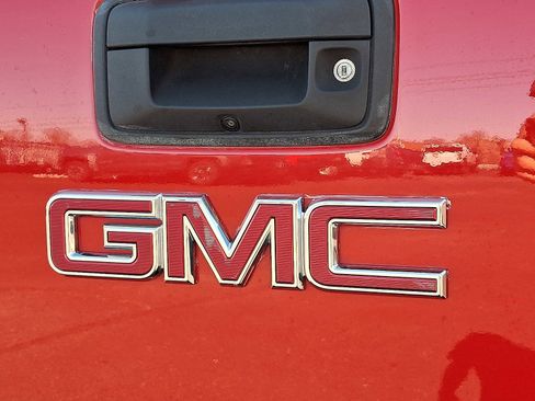 Used 2017 GMC Canyon SLE w/ SLE Convenience Package image 29