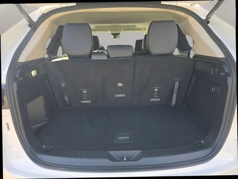 Used 2024 MAZDA CX-90 3.3 Turbo w/ Preferred Plus image 18