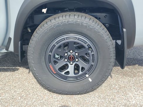 New 2026 Nissan Frontier PRO-4X w/ Pro Premium Package image 7