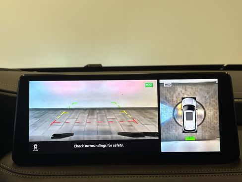 Certified 2025 INFINITI QX60 Luxe w/ Black Edition image 17