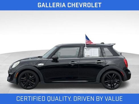 Used 2018 MINI Cooper S FWD image 4
