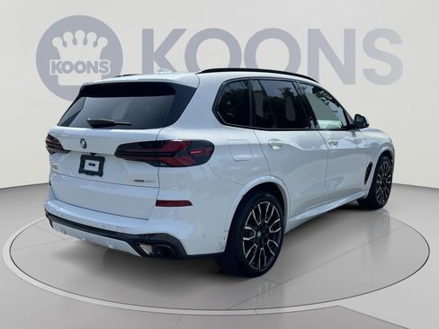 Used 2024 BMW X5 xDrive40i w/ M Sport Package AWD/4WD image 7