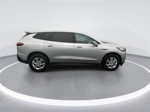 Used 2021 Buick Enclave Essence w/ Sound and Sites Package image 9