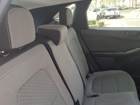 Certified 2022 Ford Escape SE FWD image 15