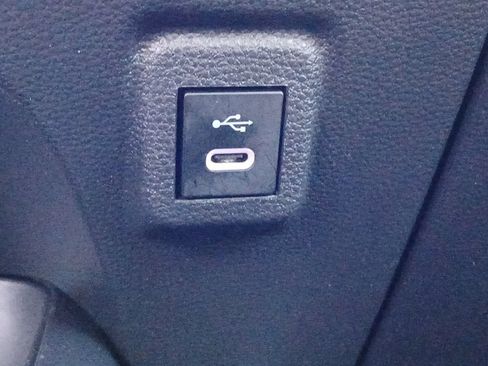 Used 2026 Toyota Corolla LE FWD image 6