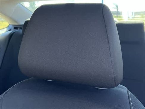 Certified 2022 Honda Civic LX image 25