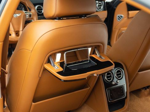 Used 2018 Bentley Flying Spur S V8 AWD/4WD image 10