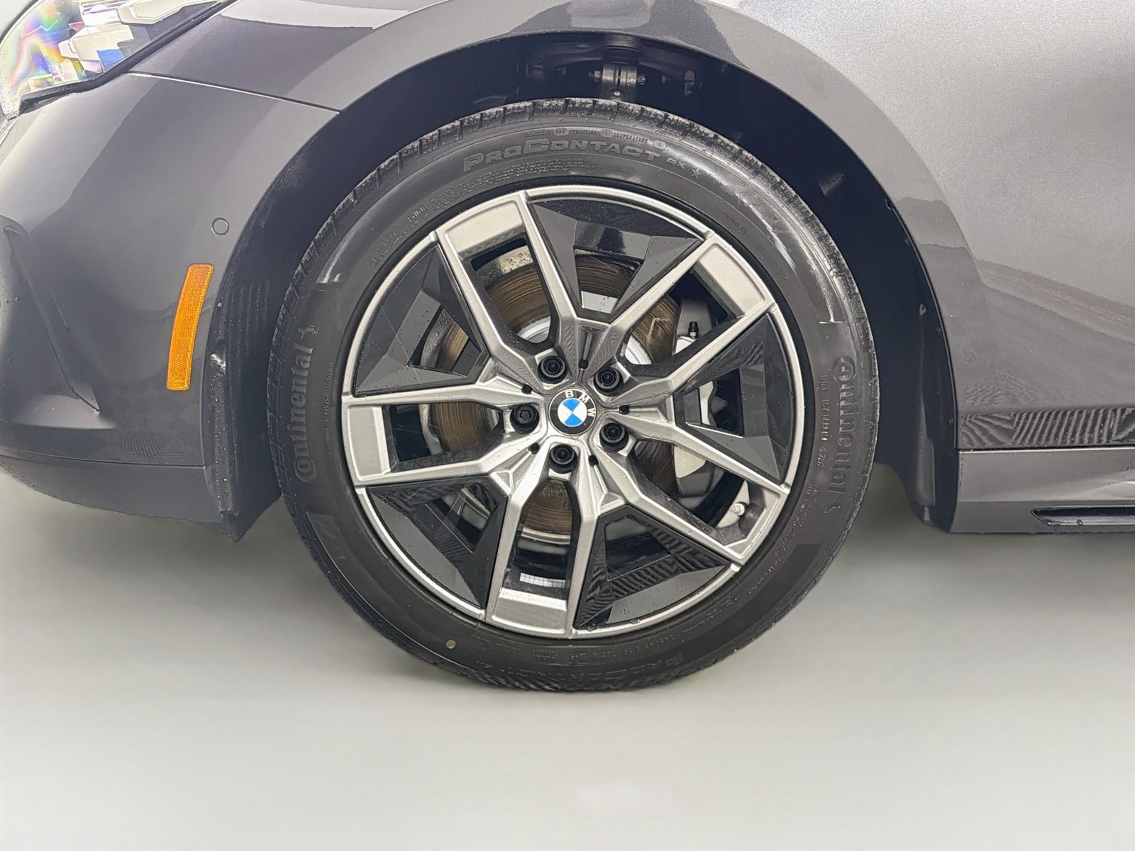 New 2027 BMW 530i xDrive w/ Premium Package AWD/4WD image 33