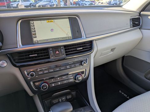 Used 2016 Kia Optima EX w/ Premium Package image 16