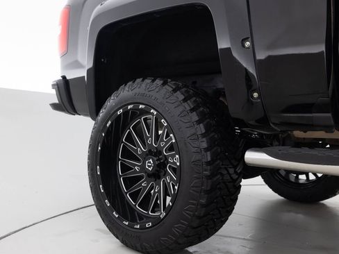 Used 2017 Chevrolet Silverado 1500 LTZ Z71 w/ LTZ Plus Package image 19