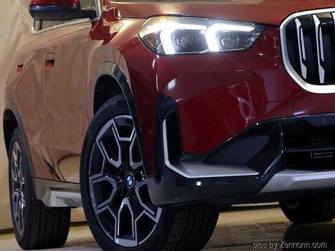 Certified 2026 BMW X1 xDrive28i AWD/4WD image 4