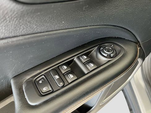 Used 2019 Jeep Compass Sport AWD/4WD image 18