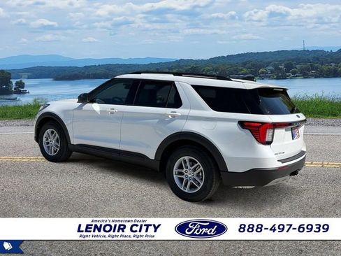 New 2026 Ford Explorer Active w/ Active Comfort Package RWD image 5