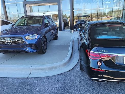 Certified 2025 Mercedes-Benz S 580 4MATIC Sedan image 7