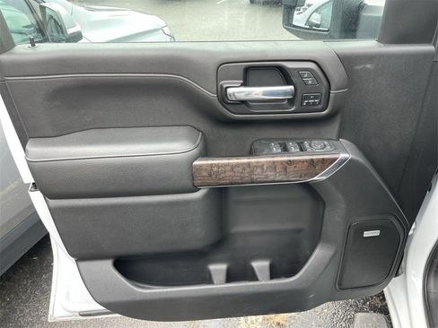 Used 2022 GMC Sierra 3500 Denali image 4