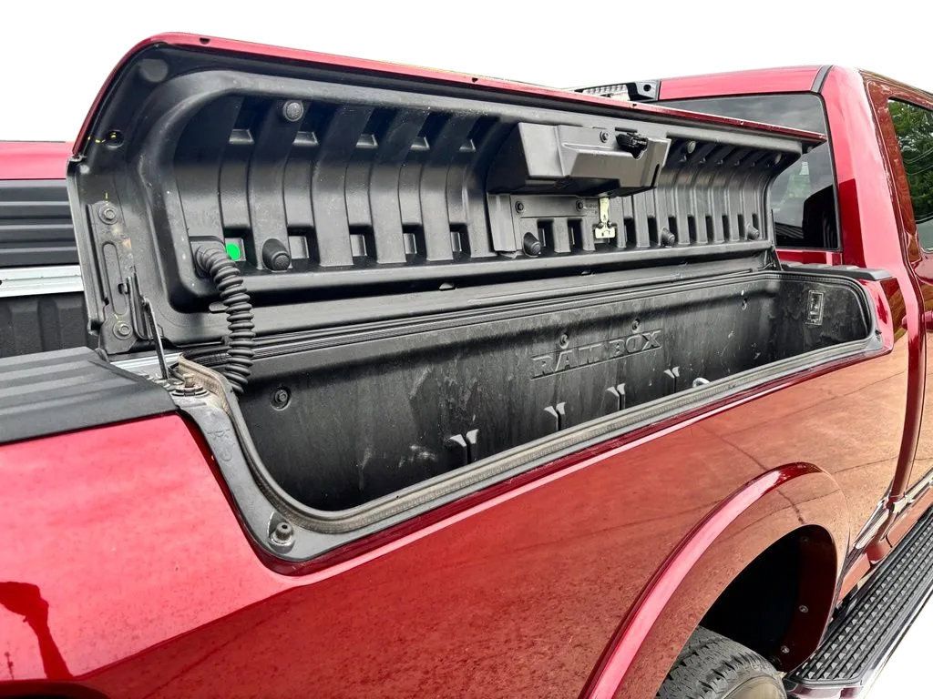 Used 2024 RAM 2500 Limited AWD/4WD image 16