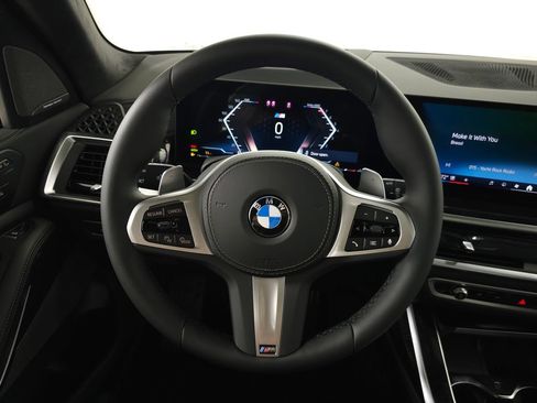 Used 2026 BMW X7 xDrive40i w/ M Sport Package AWD/4WD image 15