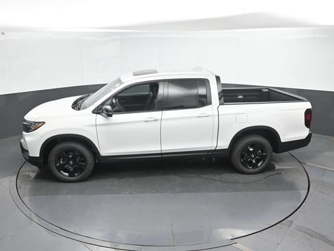New 2026 Honda Ridgeline Black Edition image 31