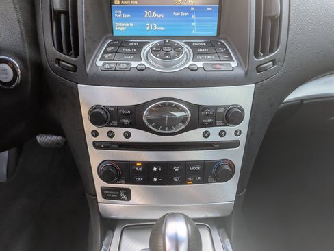 Used 2013 INFINITI G37 Sport w/ Premium Pkg image 23