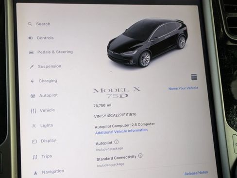 Used 2018 Tesla Model X 75D image 12