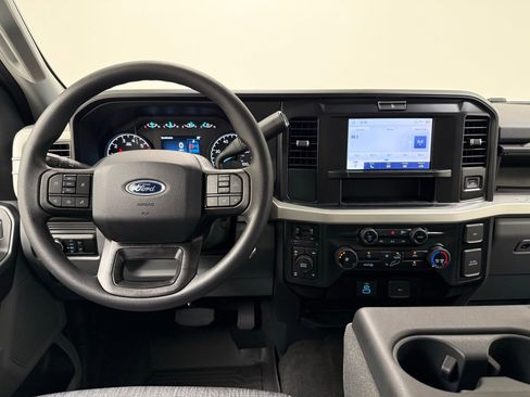 New 2026 Ford F250 XLT w/ FX4 Off-Road Package AWD/4WD image 22