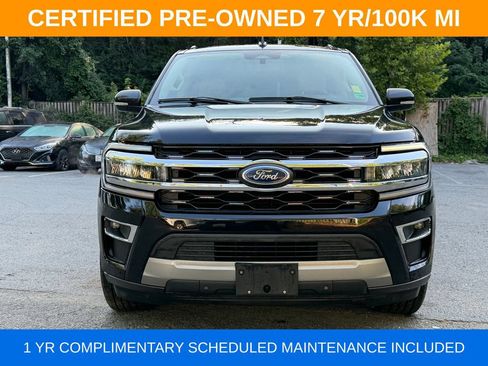 Used 2024 Ford Expedition Limited AWD/4WD image 2