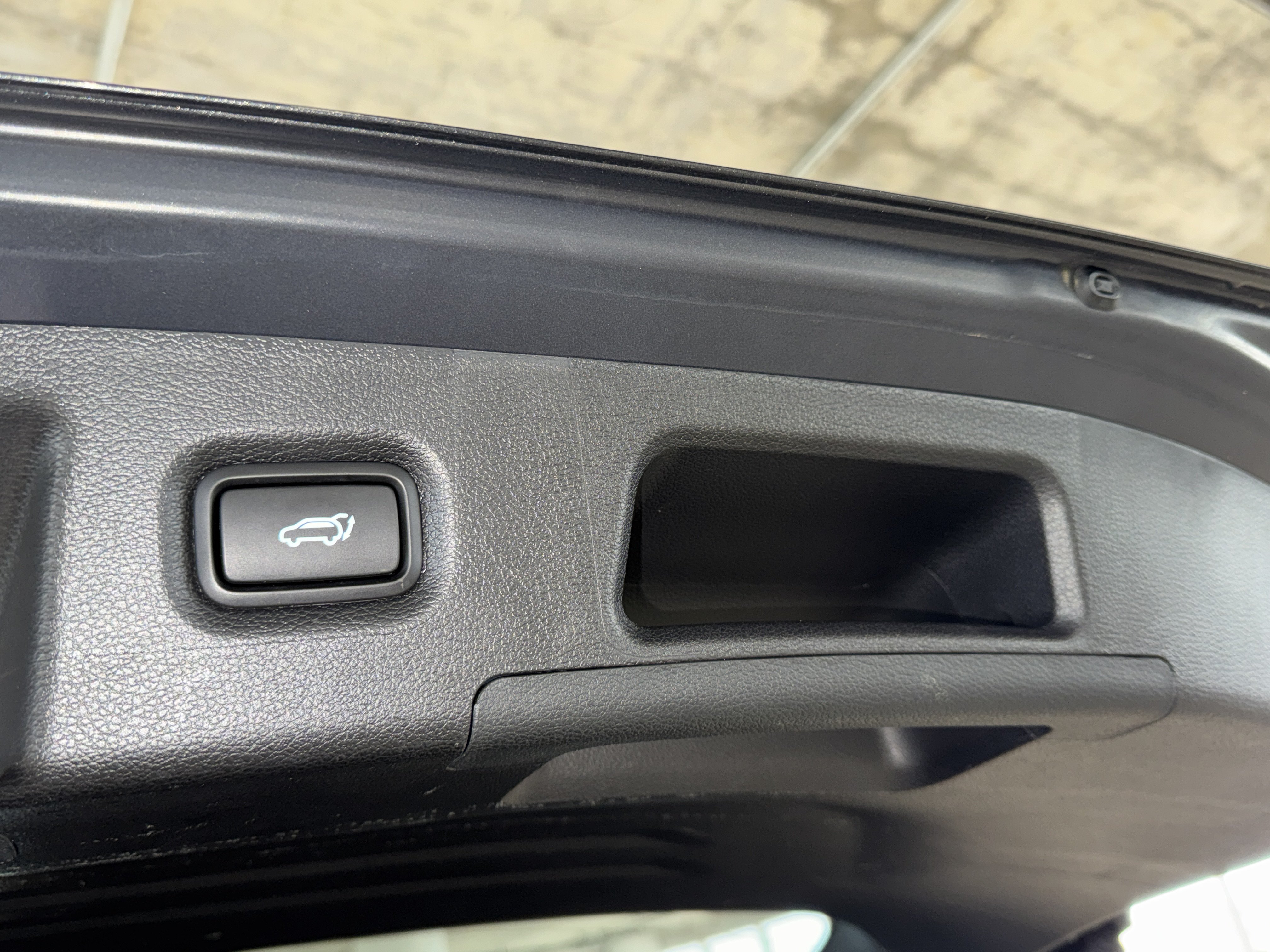 Used 2022 Hyundai Santa Fe Limited FWD image 19
