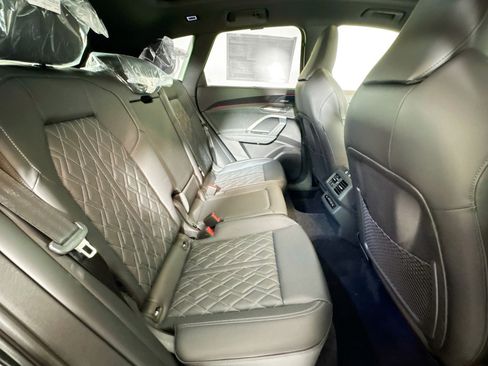 New 2026 Audi SQ5 Prestige AWD/4WD image 24