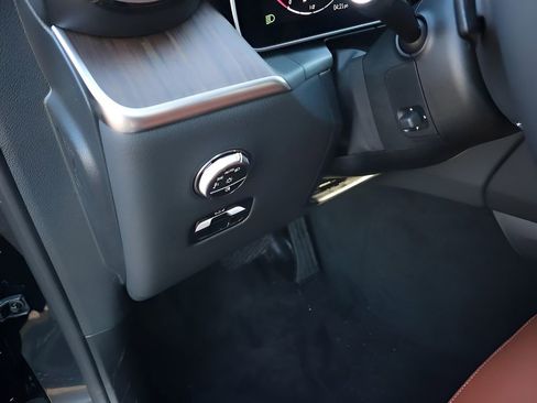 New 2026 Mercedes-Benz GLC 300 GLC 300 image 31