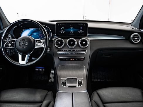 Certified 2022 Mercedes-Benz GLC 300 4MATIC image 33