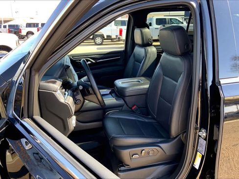 Certified 2024 GMC Yukon Denali AWD/4WD image 14