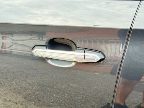 Used 2013 Cadillac XTS Premium image 84