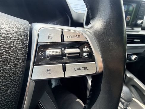 Used 2021 Kia Telluride LX FWD image 7