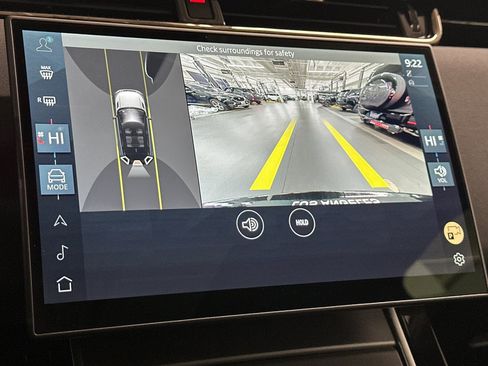 Used 2026 Land Rover Range Rover Evoque S image 22