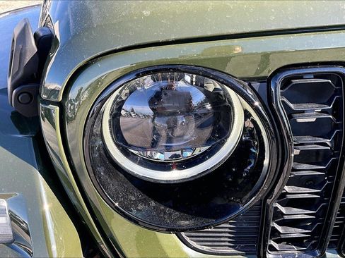 Used 2024 Jeep Wrangler High Altitude image 28