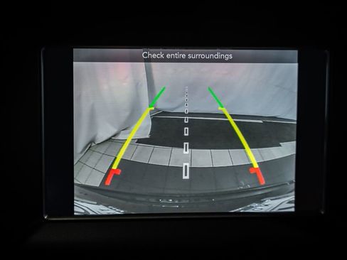 Used 2019 Jeep Grand Cherokee Laredo w/ Security & Convenience Group image 43