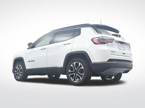Used 2022 Jeep Compass Limited AWD/4WD image 35