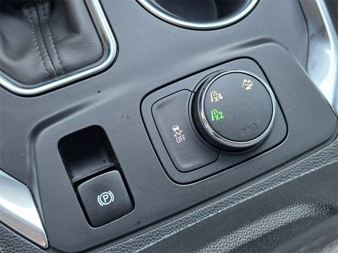 Used 2020 Chevrolet Traverse LS image 69