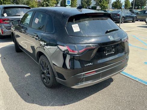 Used 2025 Honda HR-V Sport image 7