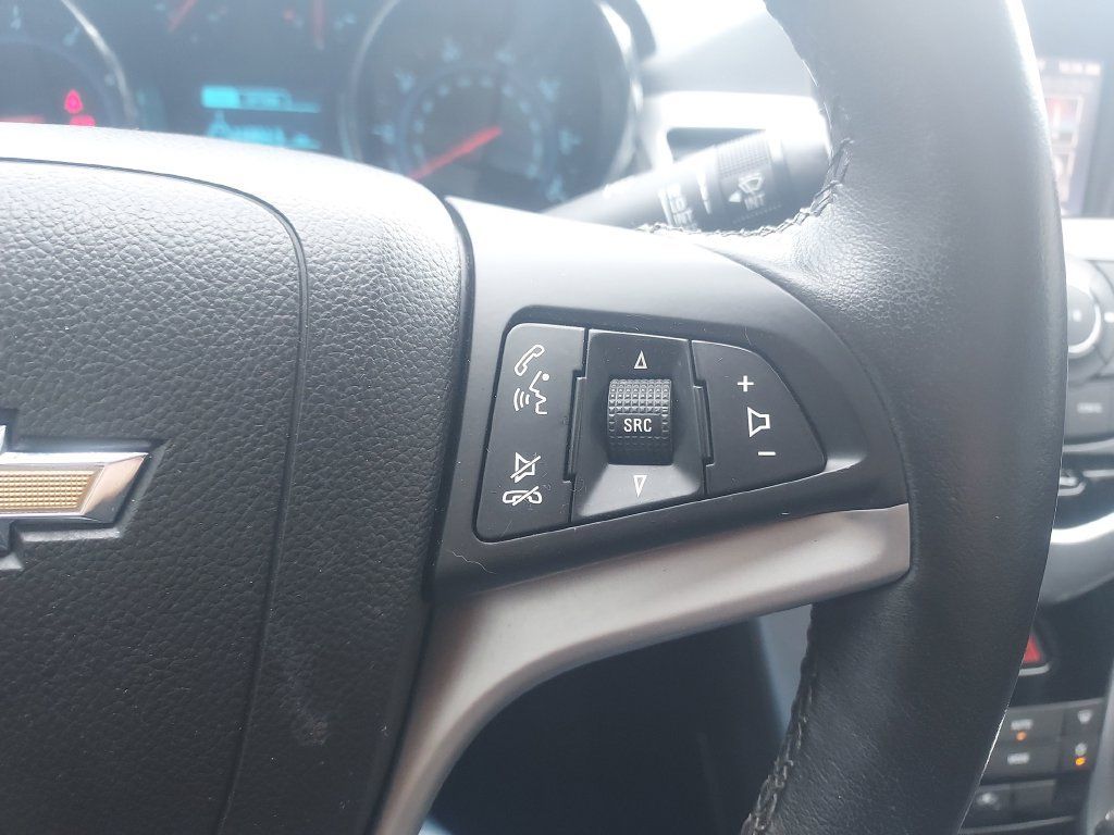Used 2014 Chevrolet Cruze LTZ FWD image 22